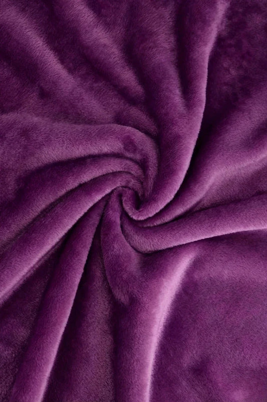 Soft and Cozy PURPLE Fleece Throw Blanket for Ultimate Comfort