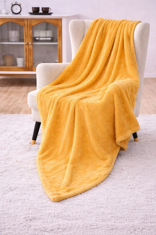 Soft and Cozy GOLDEN Fleece Throw Blanket for Ultimate Comfort